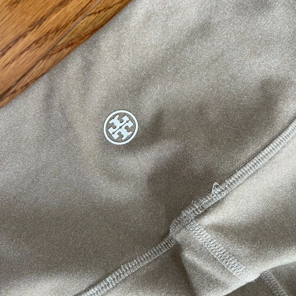 EUC - Tory Burch Sport Full Length Leggings with Side Pockets‎
